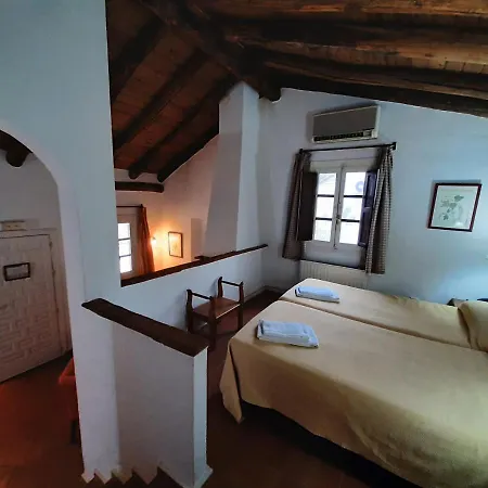 Valbono Rurales Y Hotel 3*