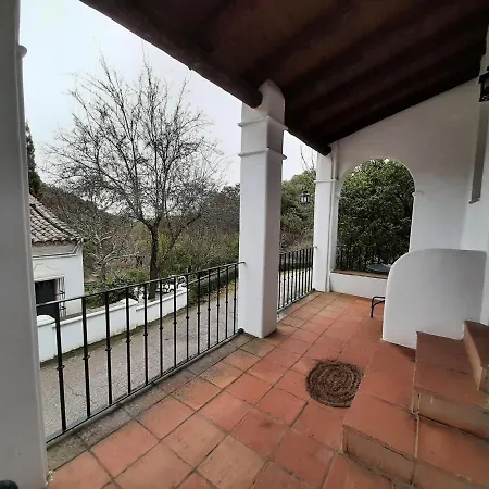 Valbono Rurales Y Hotel 3*